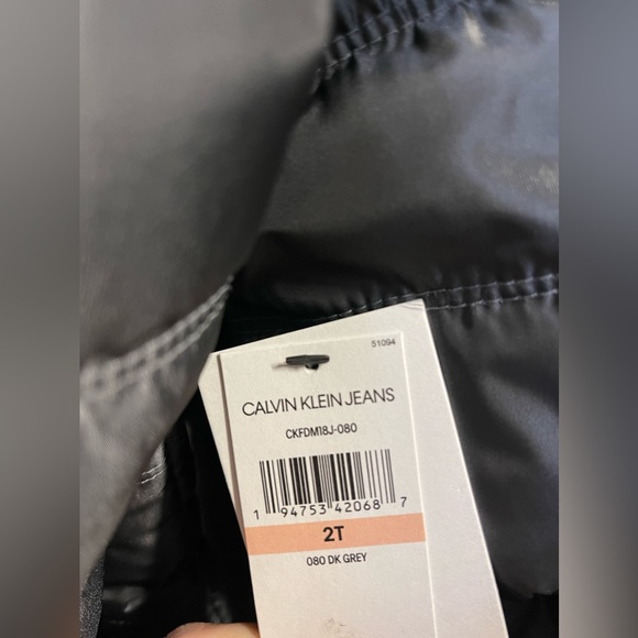 Calvin Klein Boys' Eclipse Bubble Jacket, Dark Grey - Picture 9 of 16